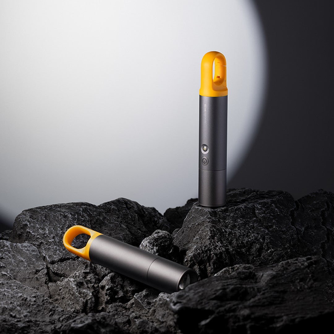 Lumen Bright Flashlight Stepless Zoom Long-Lasting Outdoor Camping Light