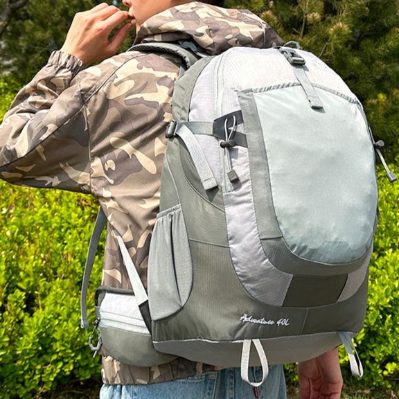 Outdoor Large Capacity Backpack Unisex for Hiking Mountaineering Travel