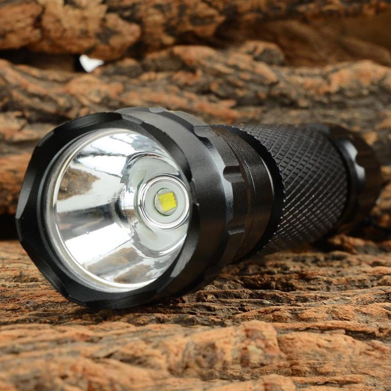 LED High-Power Rechargeable Outdoor Long-Range Flashlight